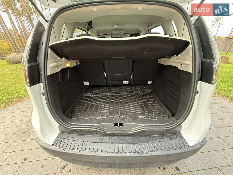 Минивэн Renault Scenic 2012 в Житомире