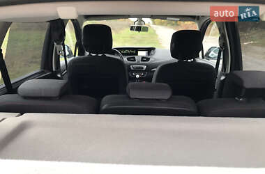 Минивэн Renault Scenic 2014 в 