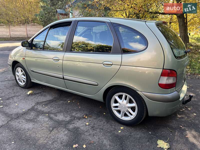 Минивэн Renault Scenic 2003 в Черновцах