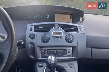 Минивэн Renault Scenic 2009 в 