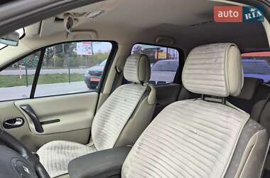 Минивэн Renault Scenic 2005 в 