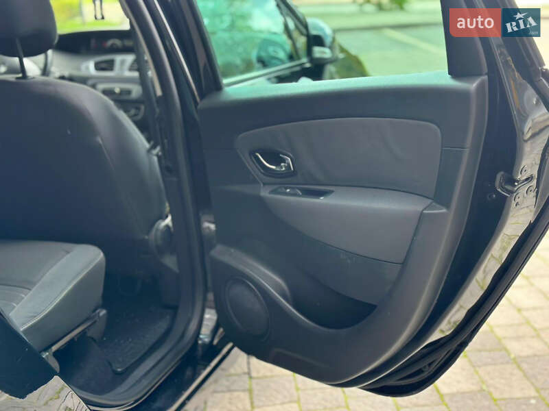 Мінівен Renault Scenic 2015 в Івано-Франківську фото 22 Мінівен Renault Scenic 2015 в Івано-Франківську