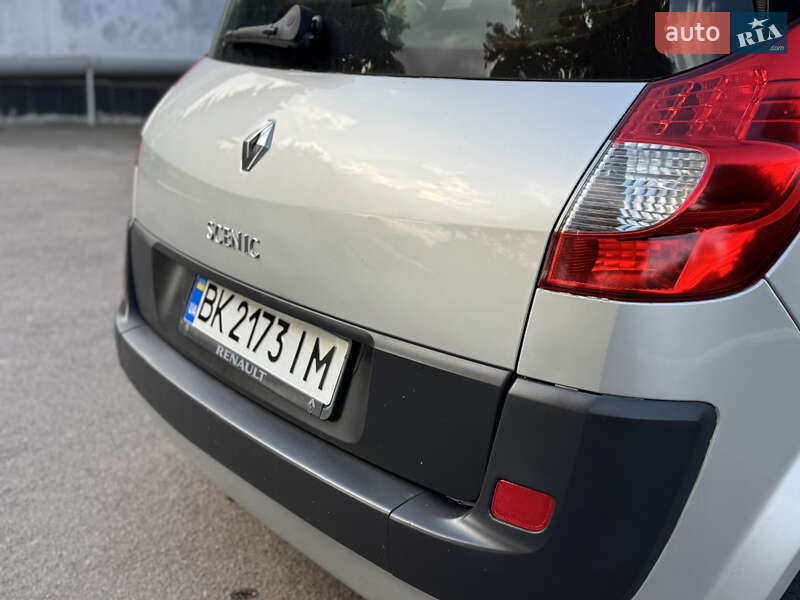 Минивэн Renault Scenic 2007 в Ровно