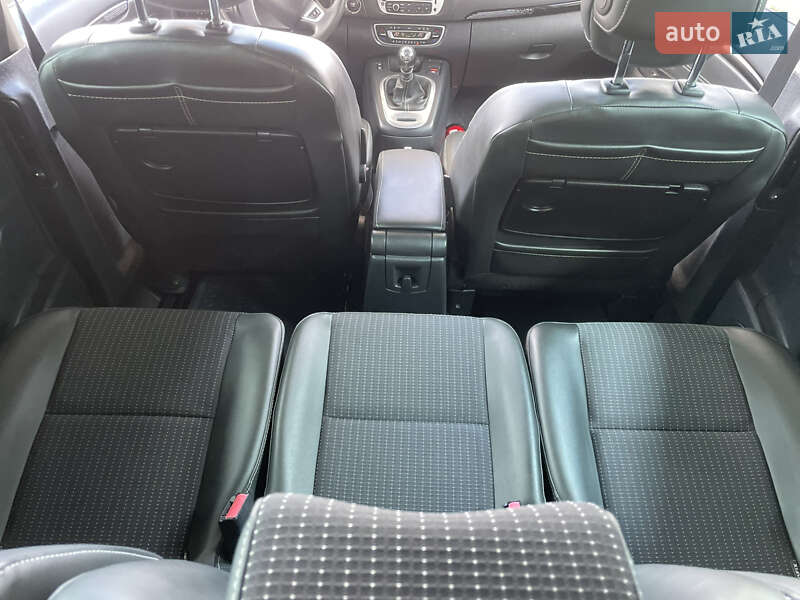 Минивэн Renault Scenic 2012 в Виннице