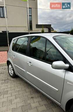 Минивэн Renault Scenic 2007 в 