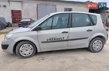 Минивэн Renault Scenic 2004 в  фото 2 Минивэн Renault Scenic 2004 в