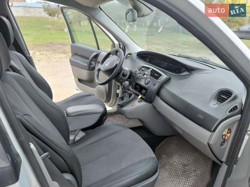 Мінівен Renault Scenic 2004 в Підволочиську