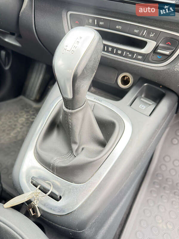 Минивэн Renault Scenic 2014 в Житомире