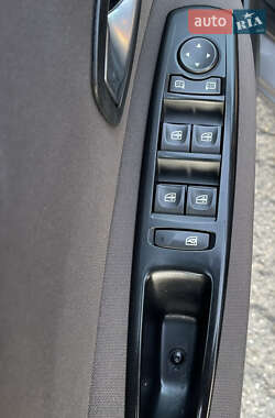 Минивэн Renault Scenic 2009 в 
