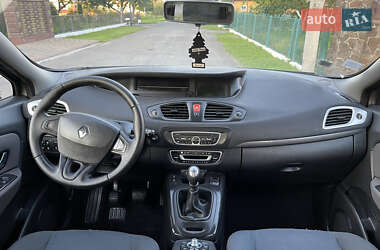 Минивэн Renault Scenic 2009 в 