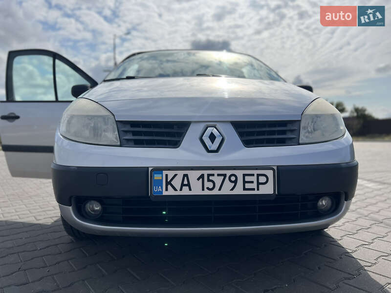 Мінівен Renault Scenic 2006 в Рені фото 15 Мінівен Renault Scenic 2006 в Рені