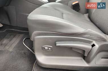 Минивэн Renault Scenic 2014 в 