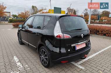 Минивэн Renault Scenic 2014 в 