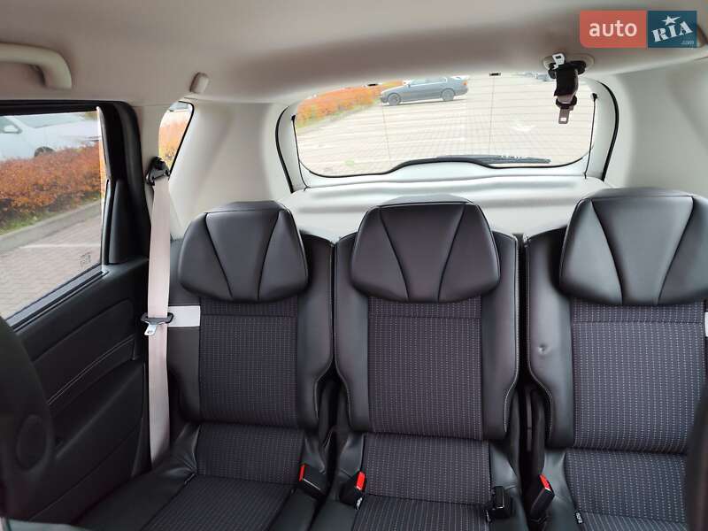 Мінівен Renault Scenic 2014 в Житомирі