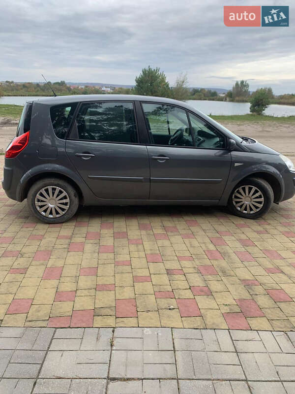 Минивэн Renault Scenic 2007 в Золочеве