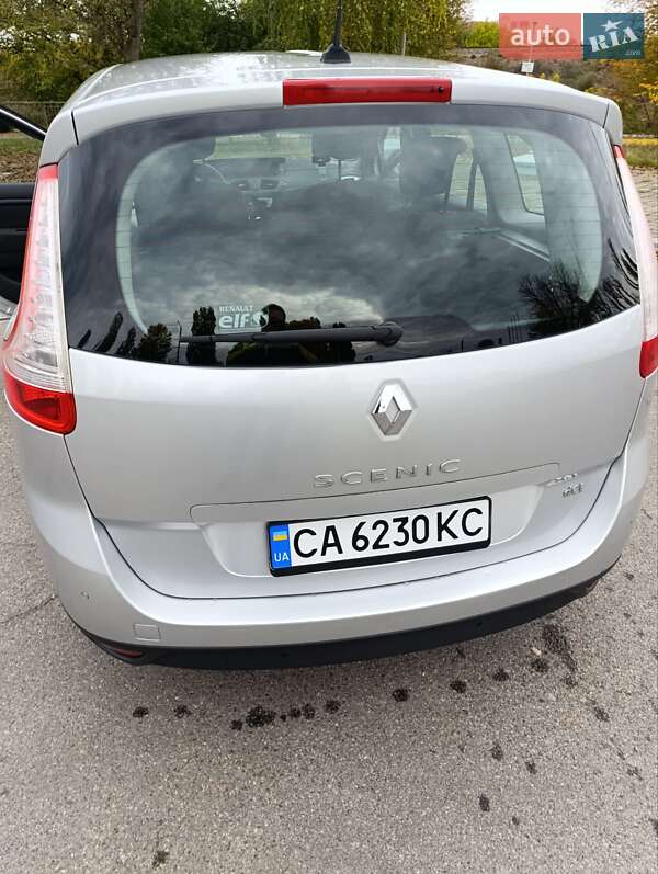 Минивэн Renault Scenic 2013 в Черкассах
