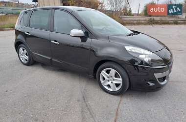 Мінівен Renault Scenic 2010 в  фото 6 Мінівен Renault Scenic 2010 в