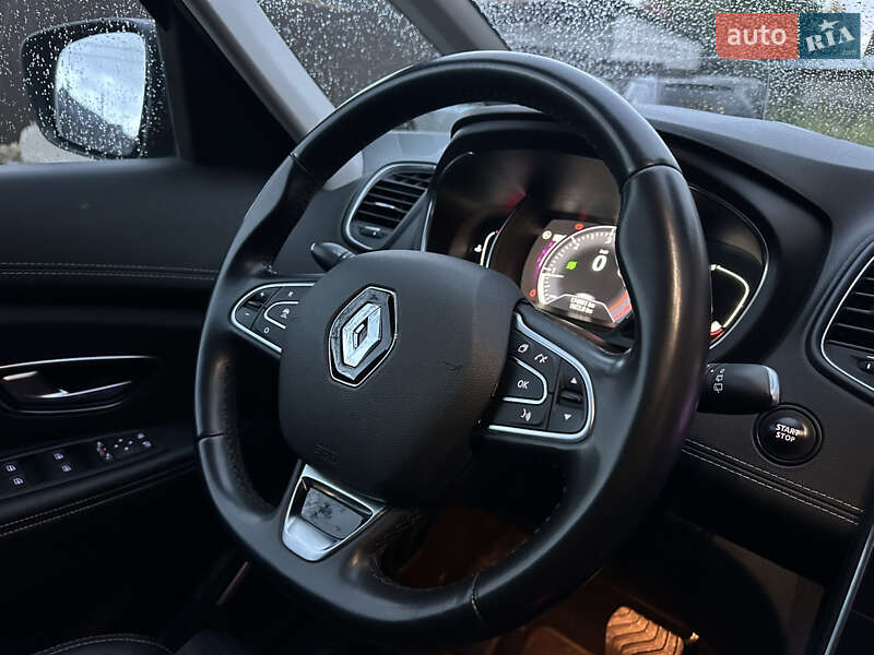 Мінівен Renault Scenic 2016 в Луцьку