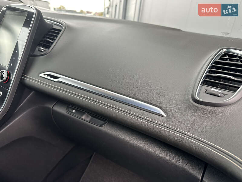 Мінівен Renault Scenic 2016 в Луцьку