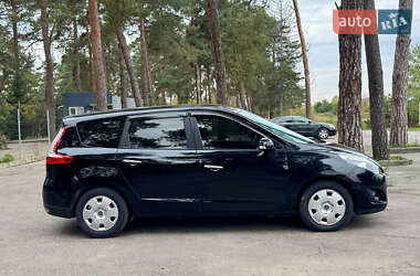 Мінівен Renault Scenic 2011 в 