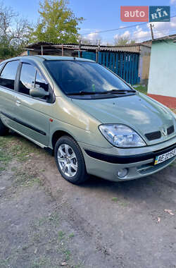 Минивэн Renault Scenic 2002 в Каменском