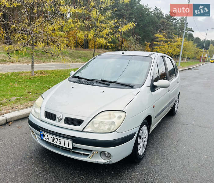 Мінівен Renault Scenic 2001 в Києві