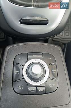 Минивэн Renault Scenic 2011 в 