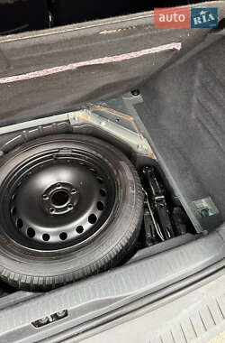 Минивэн Renault Scenic 2009 в 