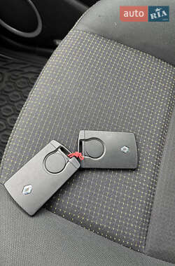 Минивэн Renault Scenic 2009 в 