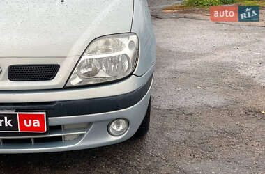 Мінівен Renault Scenic 2002 в 