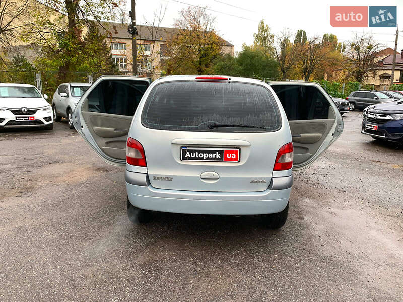 Минивэн Renault Scenic 2002 в Виннице