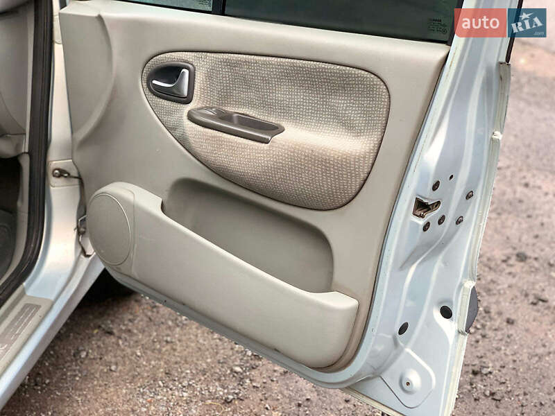 Минивэн Renault Scenic 2002 в Виннице