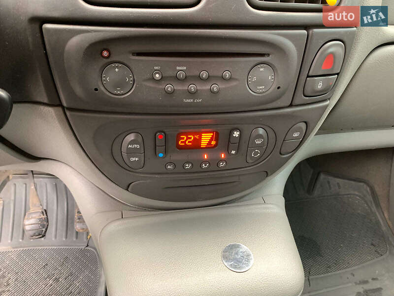 Минивэн Renault Scenic 2002 в Виннице