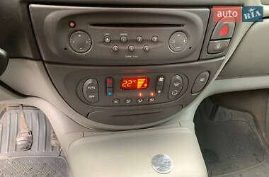 Мінівен Renault Scenic 2002 в 