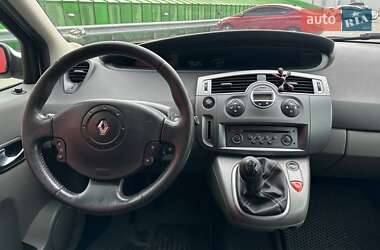Мінівен Renault Scenic 2005 в  фото 13 Мінівен Renault Scenic 2005 в