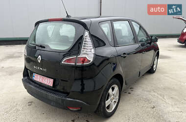 Минивэн Renault Scenic 2012 в 