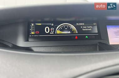 Минивэн Renault Scenic 2012 в 