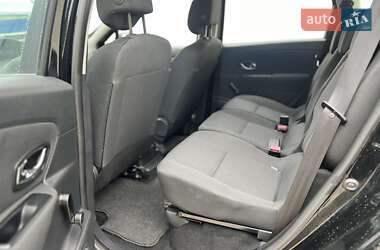 Минивэн Renault Scenic 2012 в 