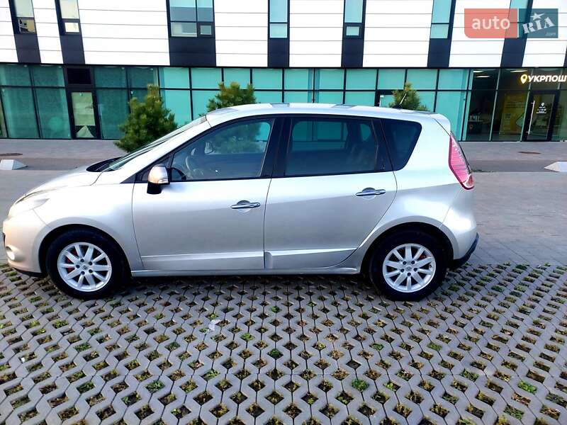 Мінівен Renault Scenic 2011 в Хмельницькому фото 26 Мінівен Renault Scenic 2011 в Хмельницькому