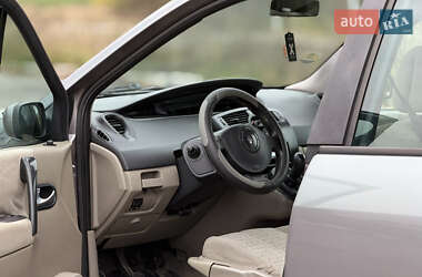 Мінівен Renault Scenic 2004 в  фото 13 Мінівен Renault Scenic 2004 в