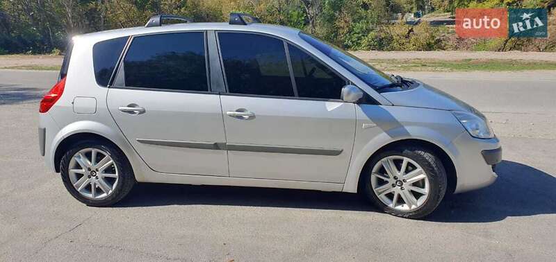 Мінівен Renault Scenic 2006 в Дніпрі фото 9 Мінівен Renault Scenic 2006 в Дніпрі