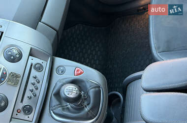 Минивэн Renault Scenic 2008 в  фото 22 Минивэн Renault Scenic 2008 в
