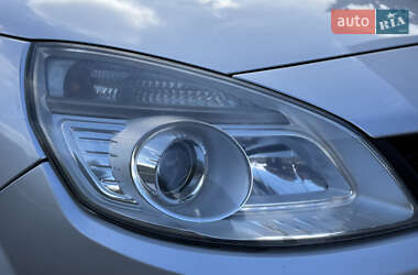 Мінівен Renault Scenic 2007 в  фото 13 Мінівен Renault Scenic 2007 в