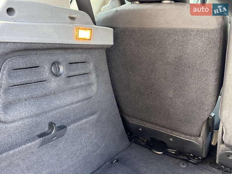 Минивэн Renault Scenic 2007 в Ровно фото 47 Минивэн Renault Scenic 2007 в Ровно