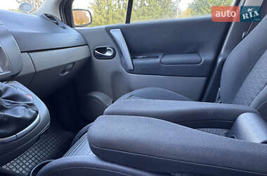 Мінівен Renault Scenic 2007 в  фото 64 Мінівен Renault Scenic 2007 в