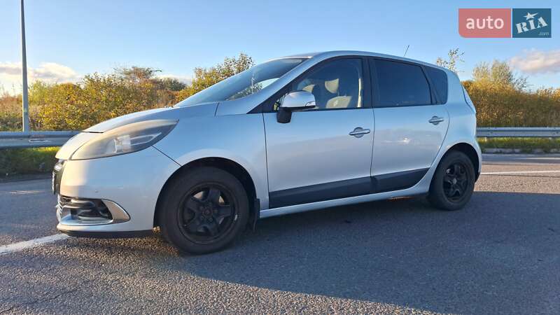 Мінівен Renault Scenic 2012 в Львові фото 5 Мінівен Renault Scenic 2012 в Львові