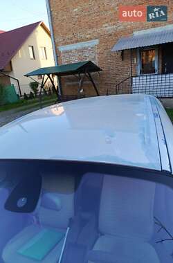 Минивэн Renault Scenic 2003 в 