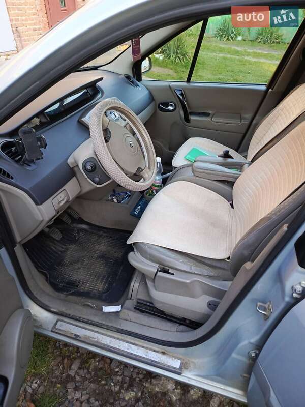 Мінівен Renault Scenic 2003 в Кам'янці-Бузькій