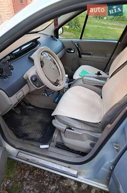 Минивэн Renault Scenic 2003 в 