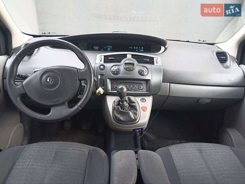 Минивэн Renault Scenic 2007 в Чернигове